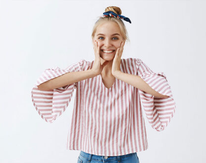 How Front Tooth Crowns Can Transform Your Smile 